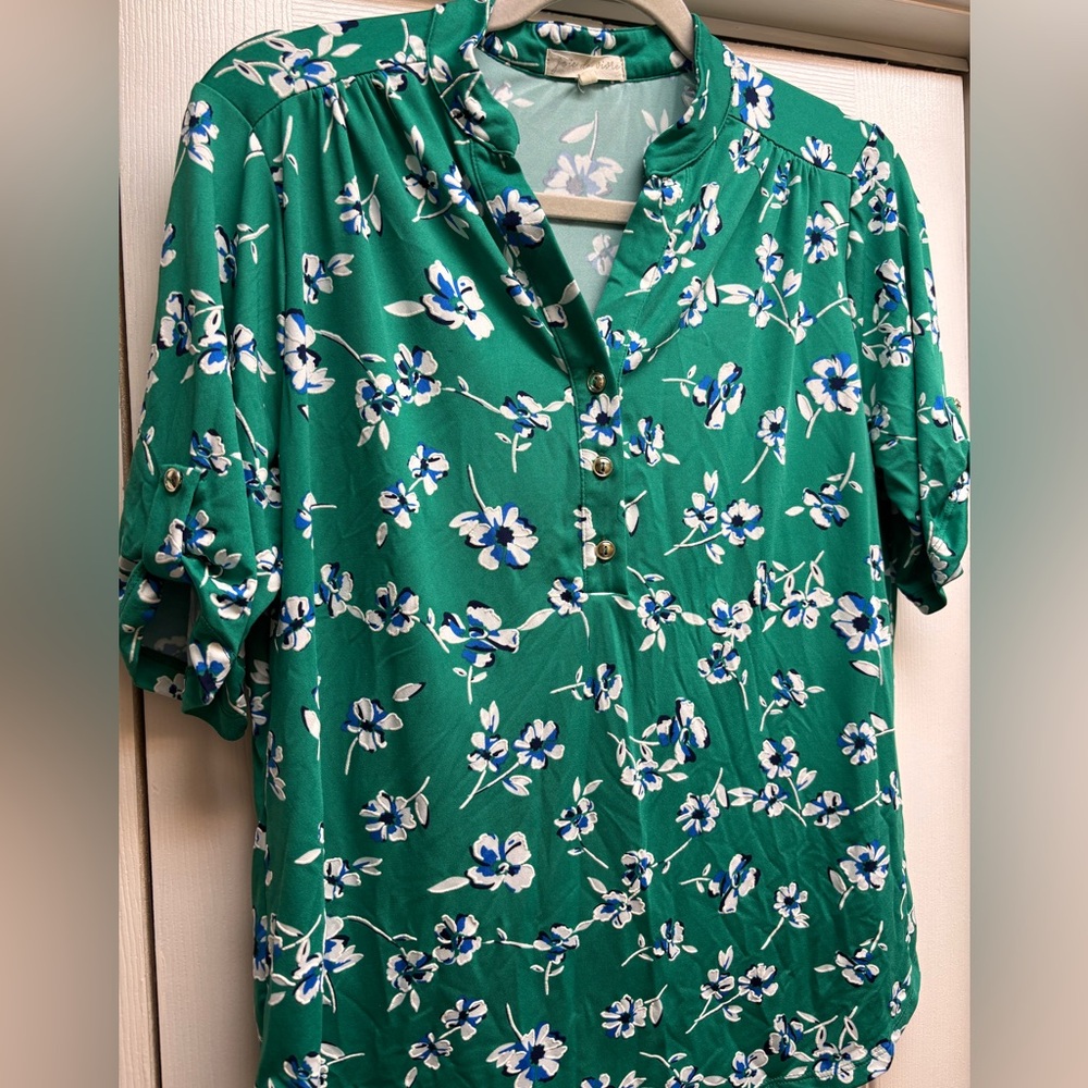 Elegant Green Floral Blouse